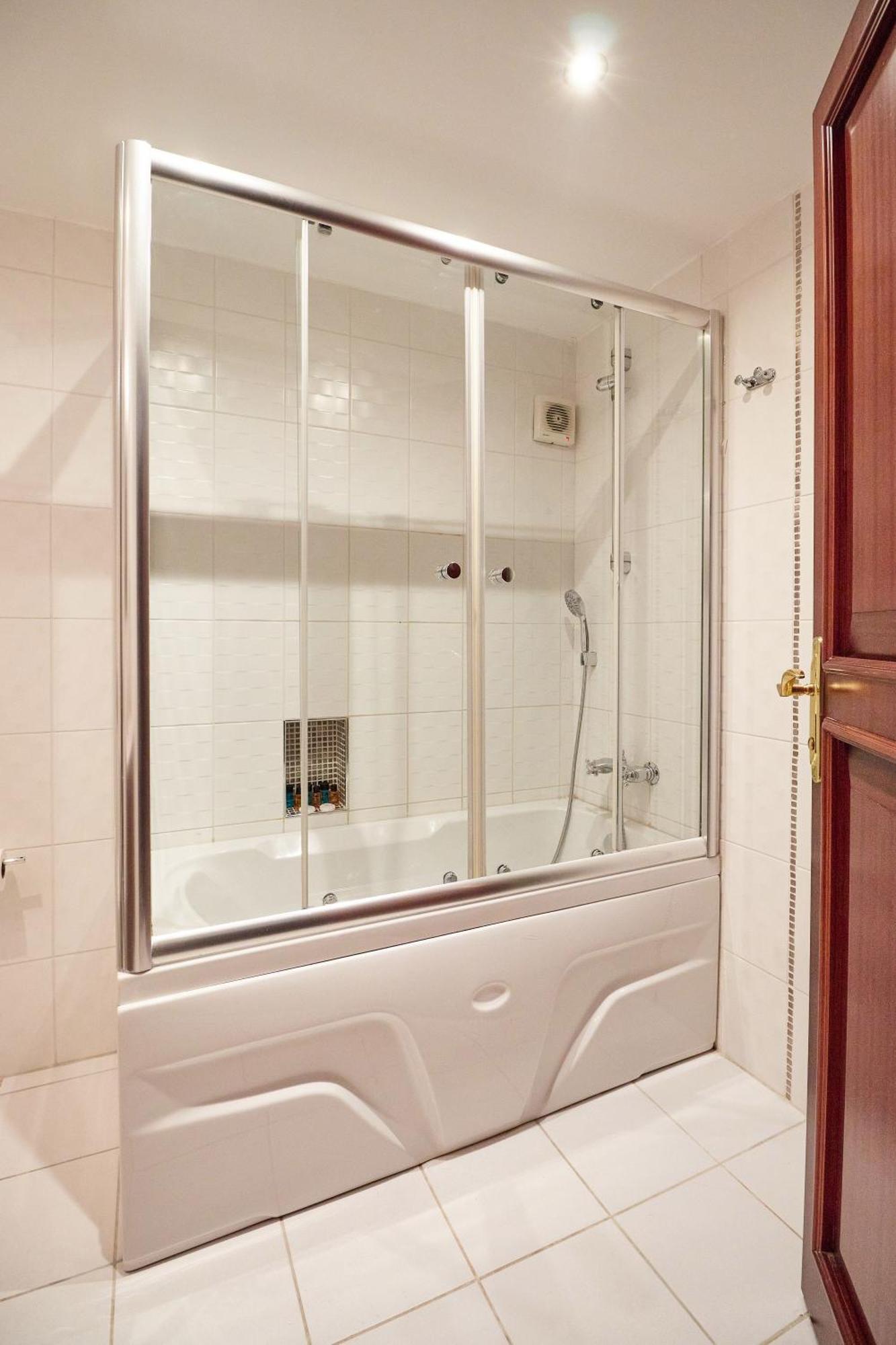 Hotel Alzer 4*